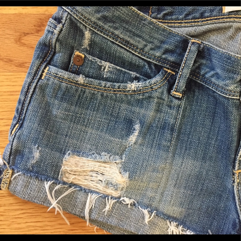 Abercrombie & Fitch Blue Denim Women Shorts - Picture 3 of 4